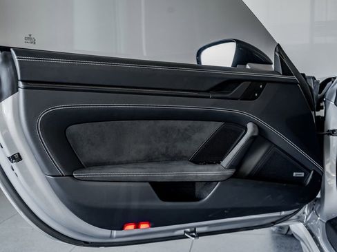Certified 2022 Porsche 911 GT3 RWD image 12