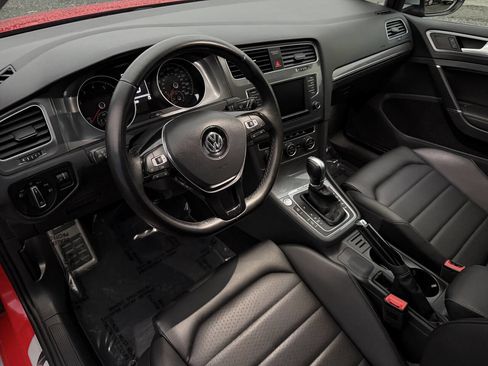 Used 2017 Volkswagen Golf Alltrack SEL image 17