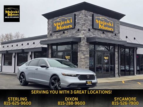 Used 2023 Honda Accord Sport image 1