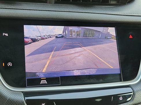 Used 2023 Cadillac XT5 Premium Luxury AWD/4WD image 17