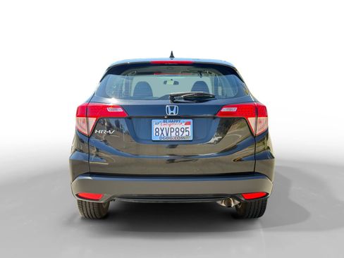 Used 2018 Honda HR-V LX image 4
