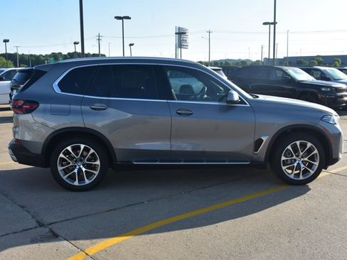 Used 2024 BMW X5 xDrive40i AWD/4WD image 4