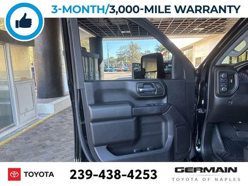 Used 2022 Chevrolet Silverado 2500 Custom w/ Custom Convenience Package image 17