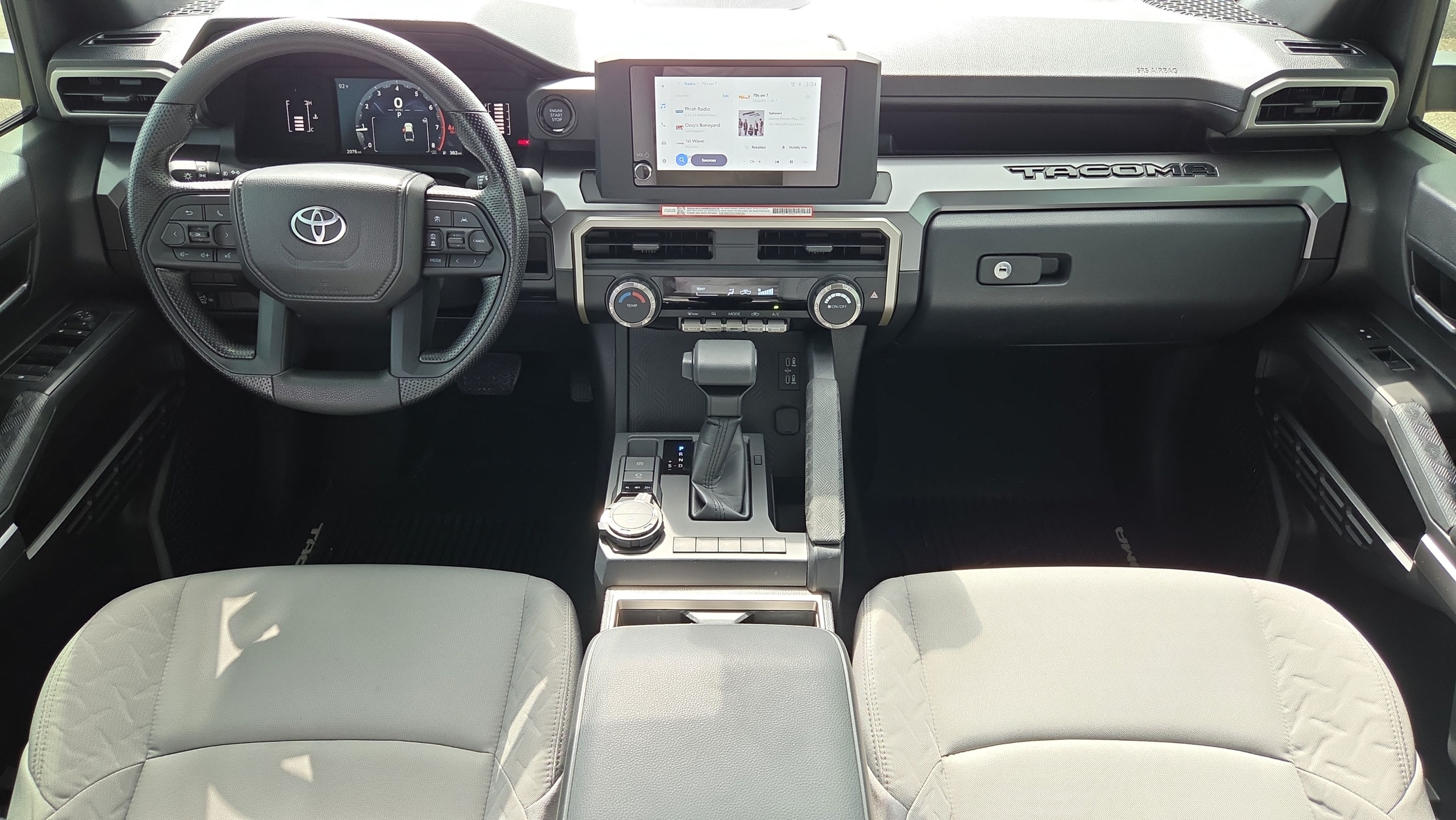 Certified 2026 Toyota Tacoma SR5 AWD/4WD image 15