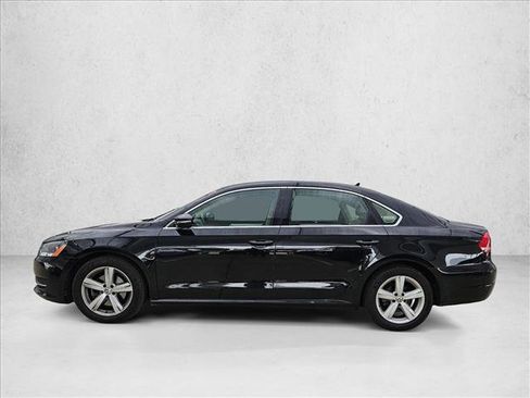 Used 2012 Volkswagen Passat 2.5 SE FWD image 8