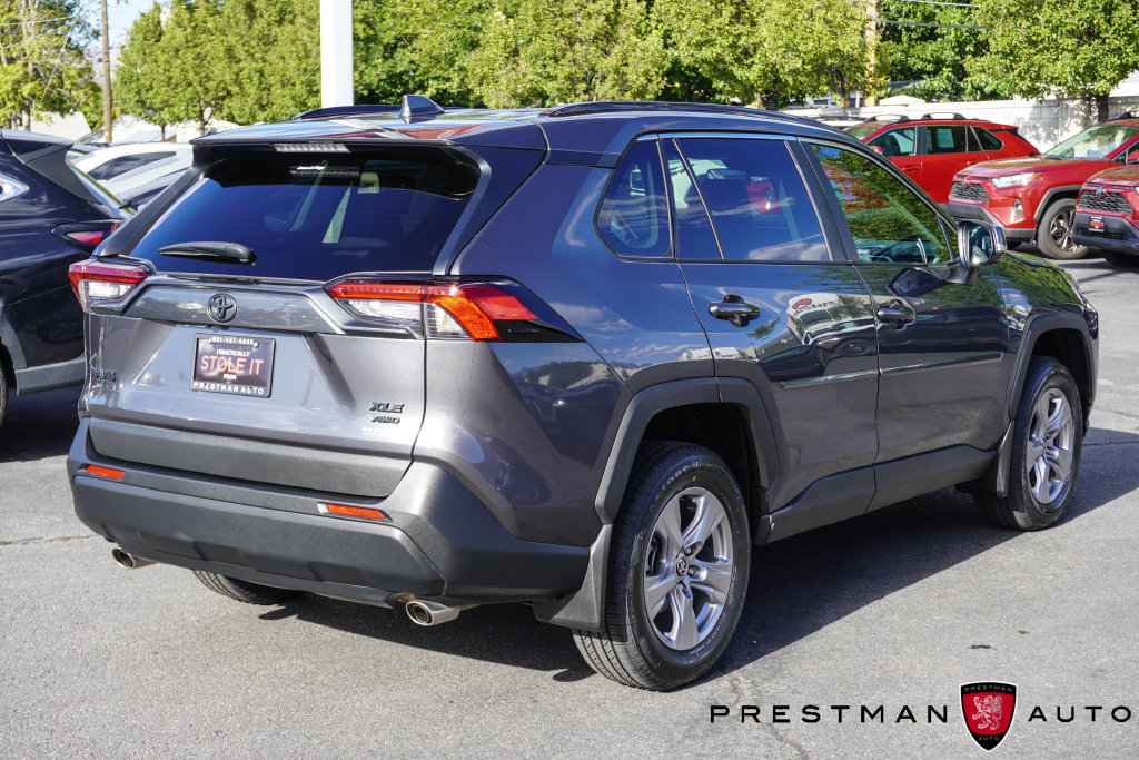 Used 2022 Toyota RAV4 XLE w/ Convenience Package AWD/4WD image 22