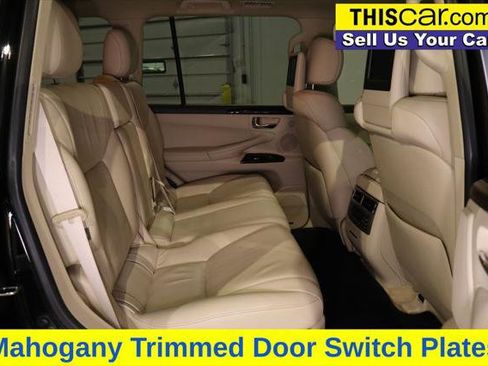 Used 2013 Lexus LX 570 4WD image 25