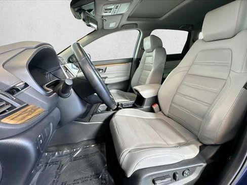 Used 2018 Honda CR-V Touring image 19