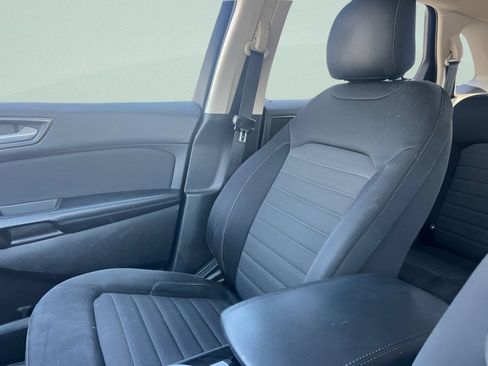 Used 2017 Ford Edge SE w/ Cargo Accessory Package AWD/4WD image 28