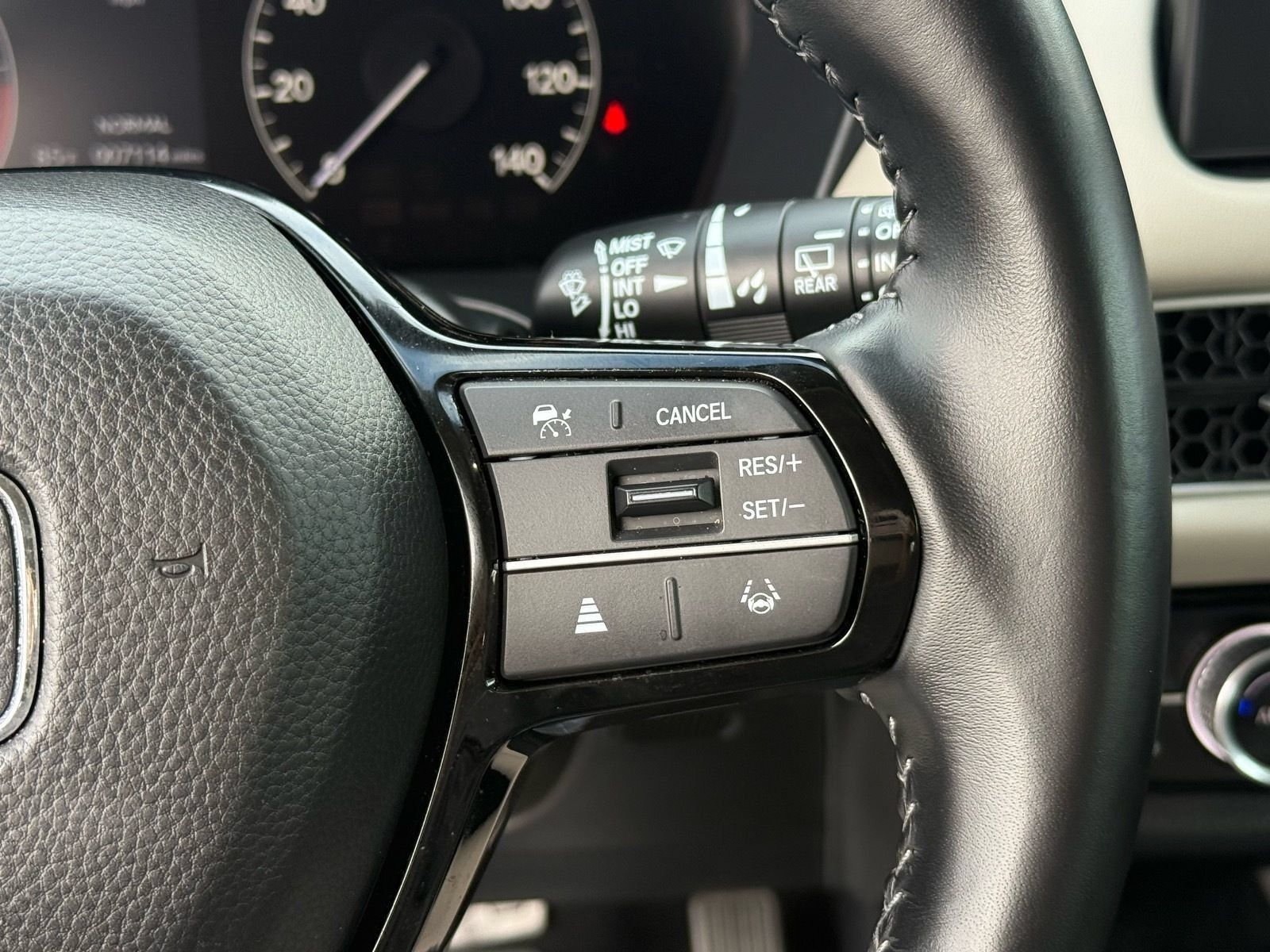 Certified 2026 Honda HR-V EX-L image 19
