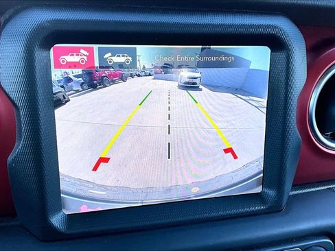 Used 2021 Jeep Wrangler Unlimited Rubicon AWD/4WD image 25