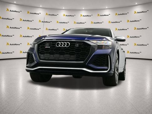 Used 2022 Audi RS Q8 w/ Luxury Package AWD/4WD image 42