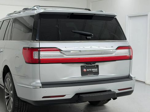 Used 2019 Lincoln Navigator L Select w/ Cargo Package AWD/4WD image 89