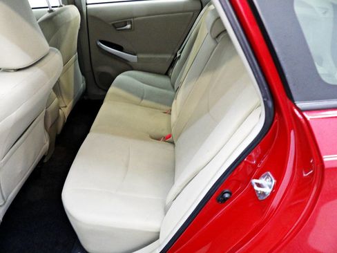 Used 2013 Toyota Prius Two image 10