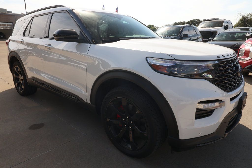 Used 2023 Ford Explorer ST w/ Equipment Group 401A AWD/4WD image 3