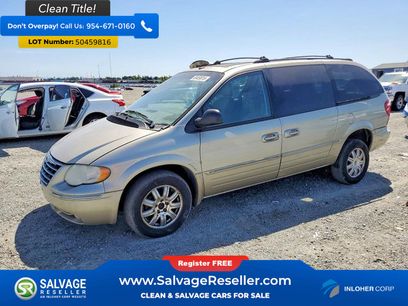 Used 2006 Chrysler Town & Country Touring w/ Leather Interior Group