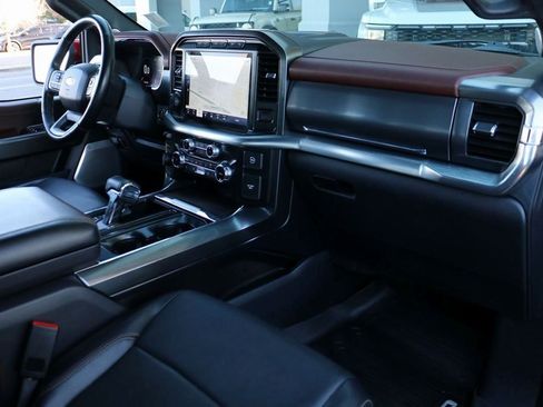 Used 2022 Ford F150 Lariat w/ Equipment Group 502A High image 36