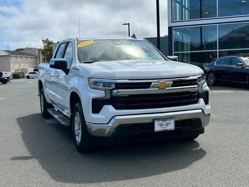 Used 2023 Chevrolet Silverado 1500 LT w/ Protection Package AWD/4WD image 7
