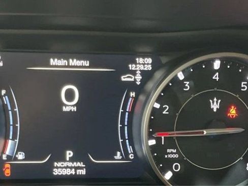 Used 2022 Maserati Levante GT image 15