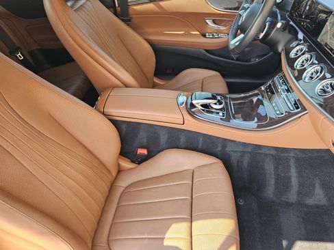 Used 2023 Mercedes-Benz E 450 Cabriolet image 11