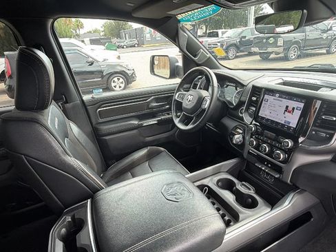 Used 2024 RAM 1500 Laramie AWD/4WD image 30