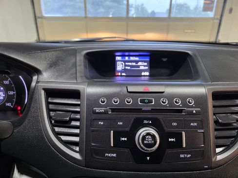Used 2014 Honda CR-V LX image 28