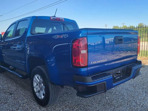 Used 2022 Chevrolet Colorado LT w/ LT Convenience Package AWD/4WD image 6