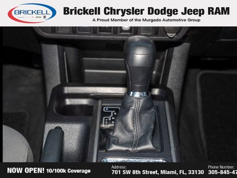 Used 2017 Toyota Tacoma SR5 RWD image 21