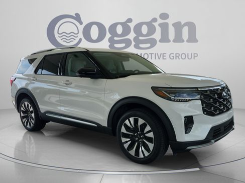 New 2026 Ford Explorer Platinum w/ LUX Leather Package AWD/4WD image 7