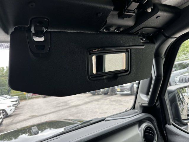 Used 2021 Jeep Wrangler Unlimited Sport AWD/4WD image 37