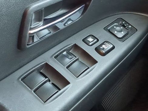 Used 2025 Mitsubishi Outlander Sport AWD image 22