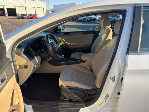 Used 2018 Hyundai Sonata SE image 10
