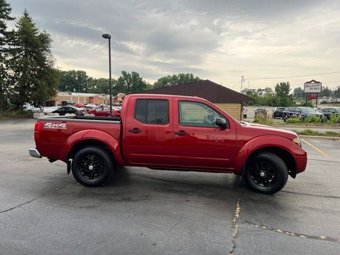 Used 2016 Nissan Frontier SV AWD/4WD image 10