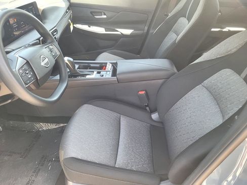 New 2026 Nissan Sentra SV FWD image 11