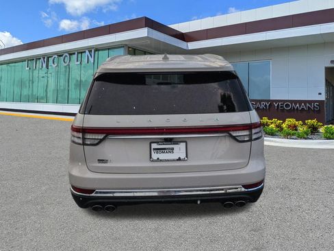 Used 2020 Lincoln Aviator Reserve w/ Elements Package Plus AWD/4WD image 5