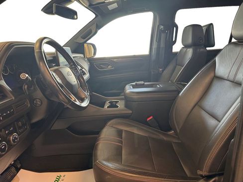 Used 2021 Chevrolet Suburban RST w/ Luxury Package image 10