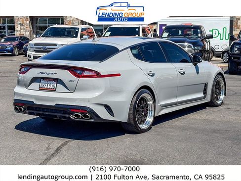 Used 2020 Kia Stinger GT1 RWD image 4