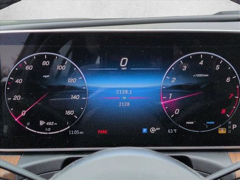 Used 2025 Mercedes-Benz C 300 Sedan image 11