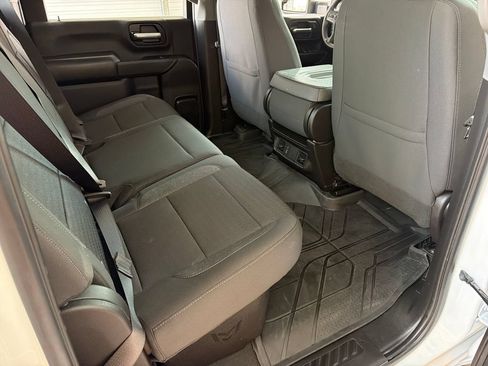 Used 2024 Chevrolet Silverado 2500 Custom w/ Custom Value Package AWD/4WD image 32