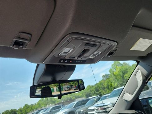 New 2025 GMC Sierra 1500 SLE w/ Preferred Package image 26