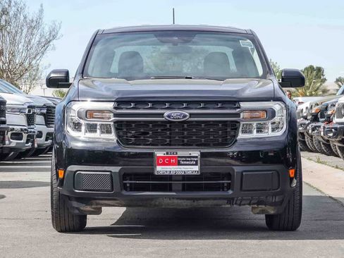 Used 2023 Ford Maverick XLT image 2