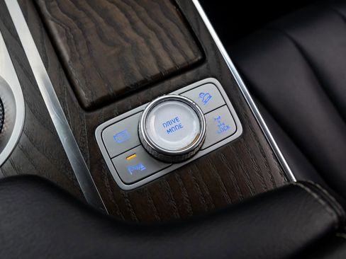 Used 2024 Genesis GV80 2.5T image 24