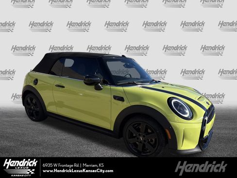 Used 2023 MINI Cooper S image 1