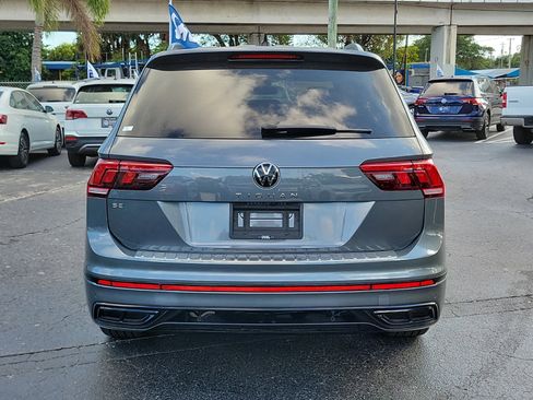 Used 2024 Volkswagen Tiguan SE R-Line FWD image 4