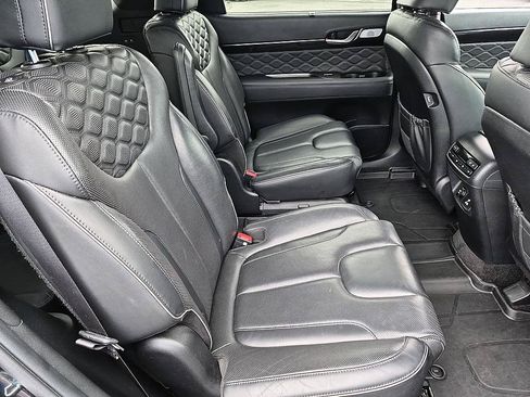 Used 2022 Hyundai Palisade Calligraphy w/ Winter Package FWD image 33