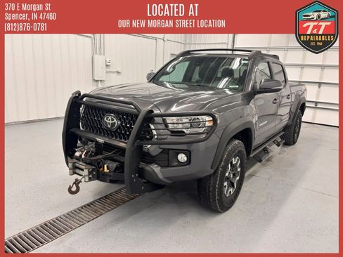 Used 2019 Toyota Tacoma TRD Off-Road w/ TRD Premium Off Road Package AWD/4WD image 16