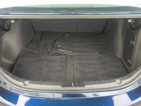 Used 2015 MAZDA MAZDA3 i Touring image 10