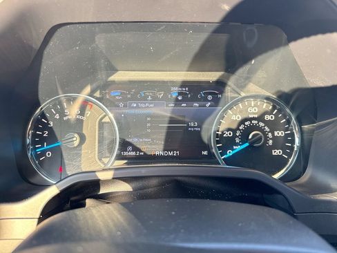 Used 2016 Ford F150 Lariat AWD/4WD image 11