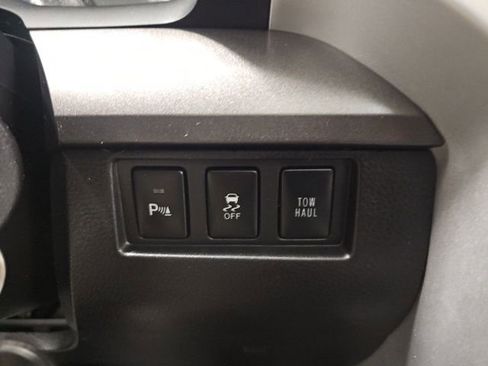 Used 2015 Toyota Tundra SR5 image 25