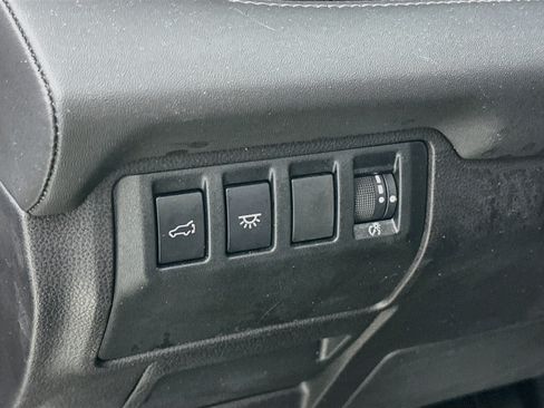 Used 2024 Subaru Ascent Touring AWD/4WD image 10